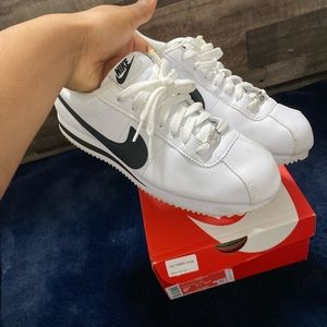 Nike Cortez Basic Leather